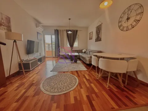 Izdavanje, jednosoban stan, 52m², City Kvart, Podgorica - image 18