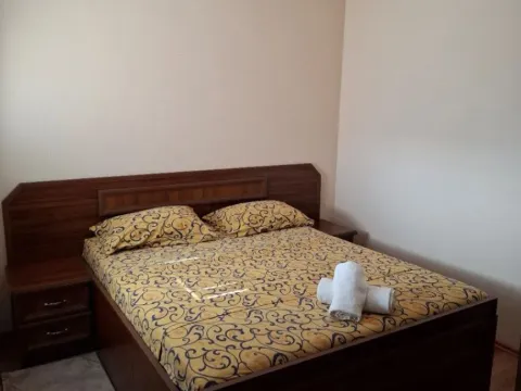 Izdavanje, trosoban stan, 60m², Velji Vinogradi, Budva - image 5