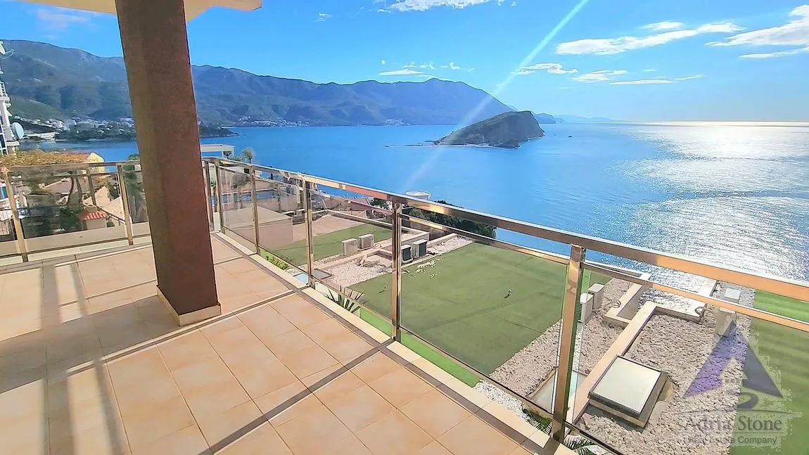 Sale, two bedroom apartment, 120m², Komoševina, Budva