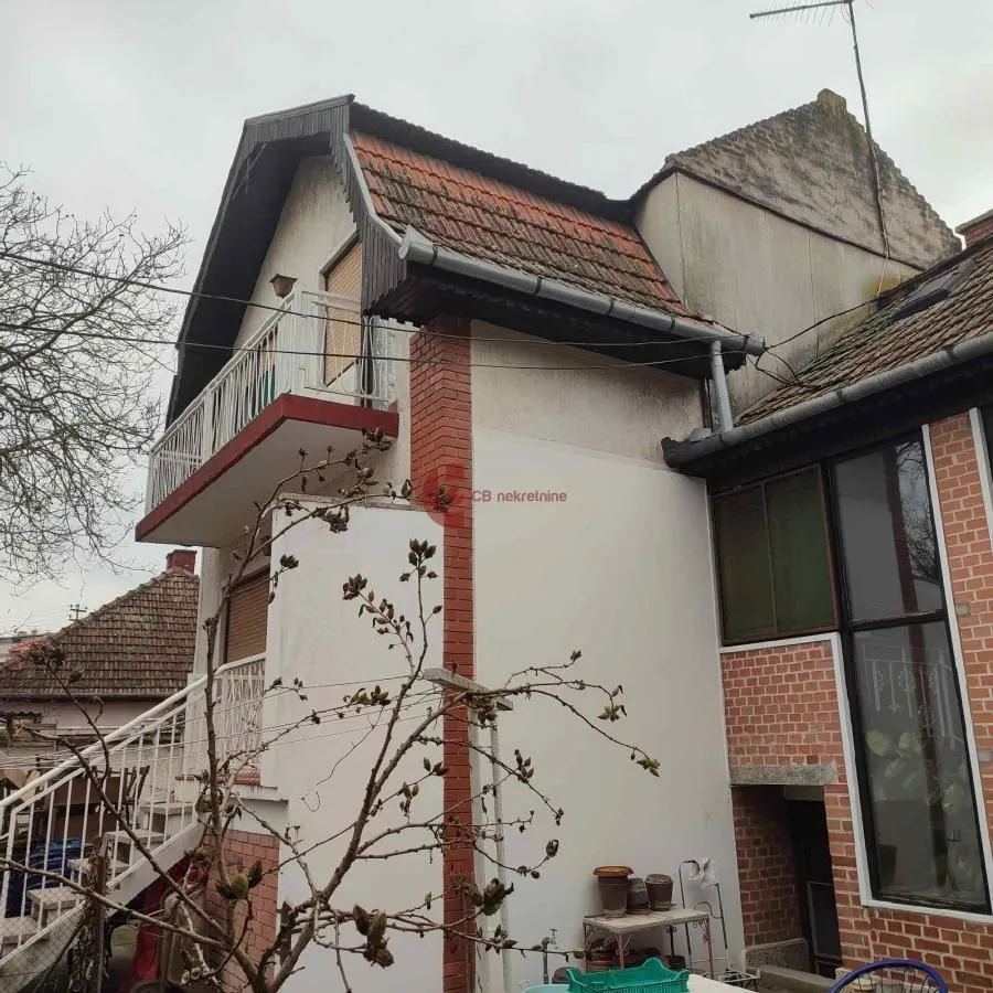 Prodaja, kuća, 202m², Mali Radanovac, Subotica