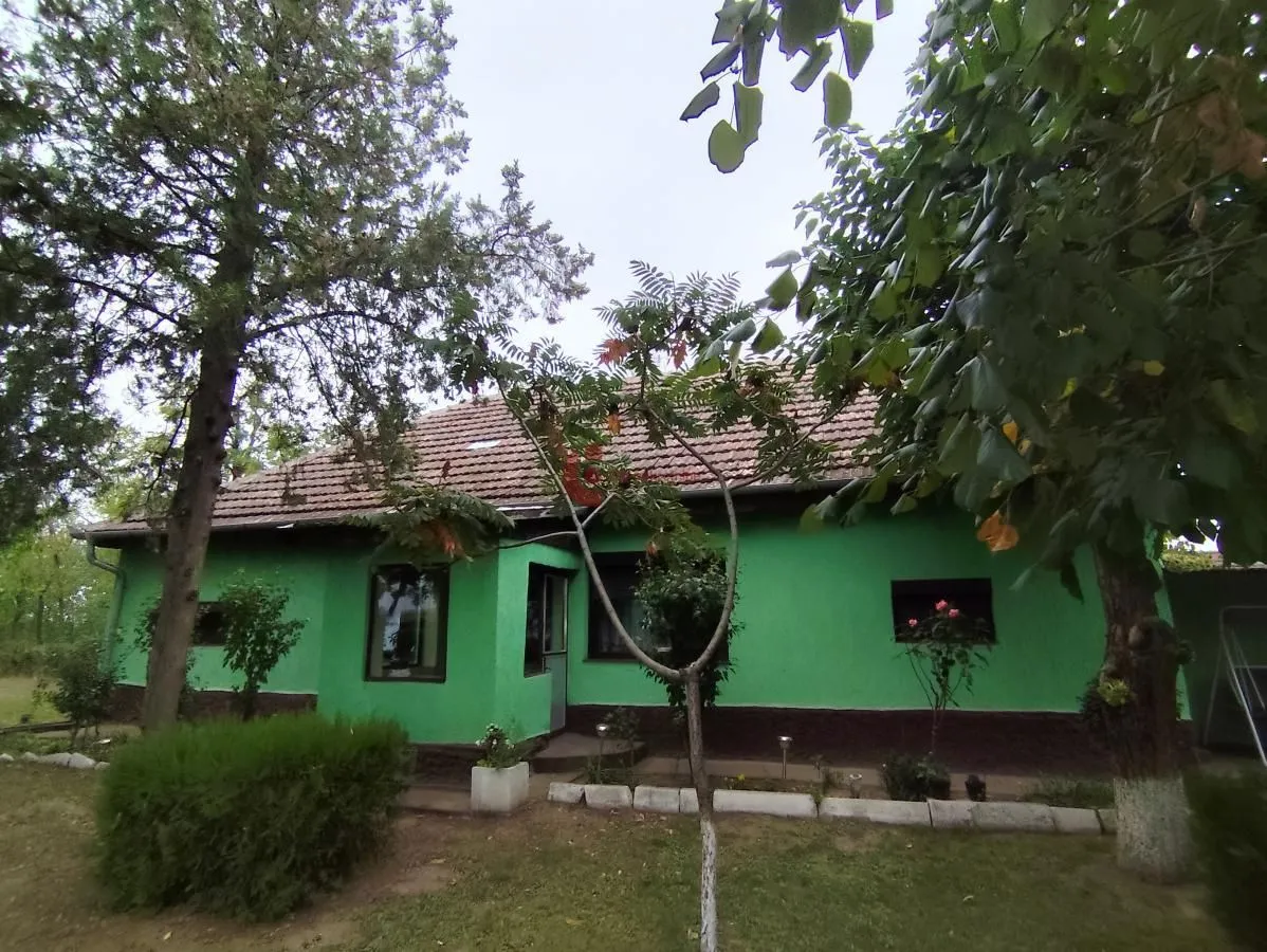 Prodaja, kuća, 130m², Aleksandrovo, Subotica