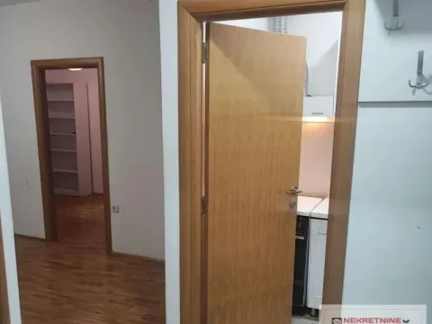 Izdavanje, jednosoban stan, 40m², Petrovaradin, Novi Sad - image 6