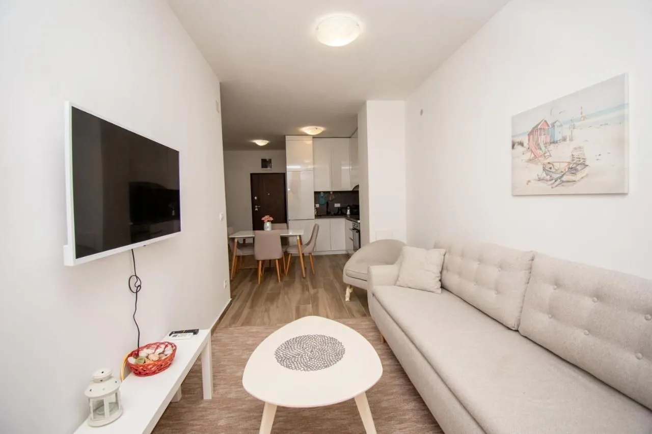 Rent, one bedroom apartment, 46m², Budva, Crna Gora