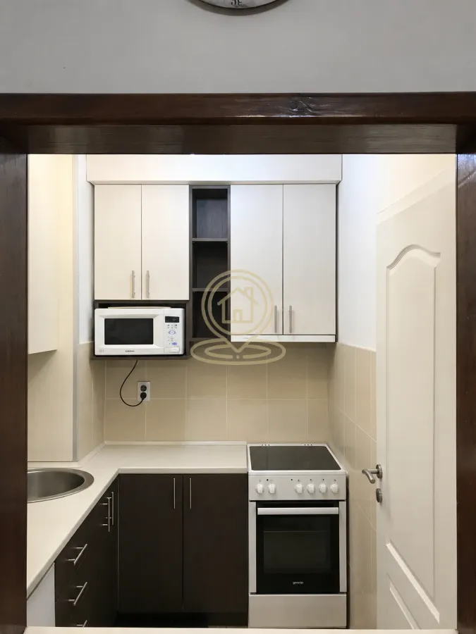 Izdavanje, dvosoban stan, 45m², Sajmište, Novi Sad