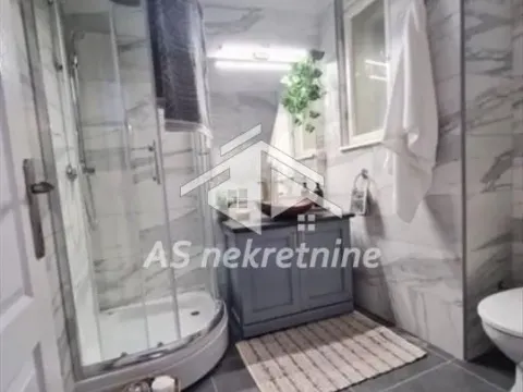 Rent, three bedroom apartment, 94m², Savski Venac, Beograd - image 16