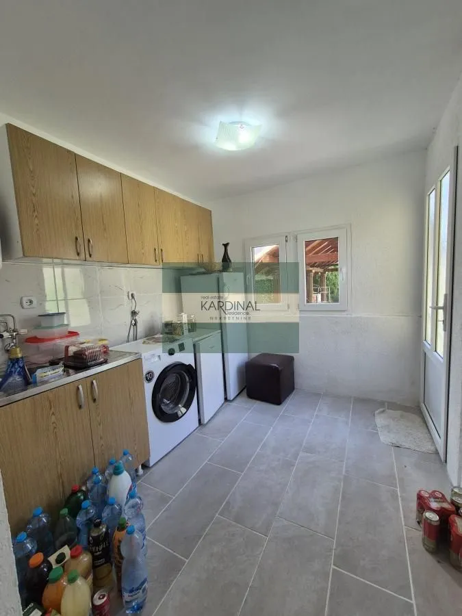 Sale, house, 181m², Kajsijar, Jagodina