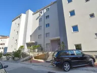 Izdavanje, dvosoban stan, 50m², Budva, Crna Gora - image 15