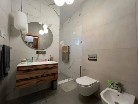 Prodaja, kuća, 215m², Sremska Kamenica, Petrovaradin - image 29