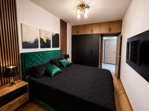 Rent, one bedroom apartment, 42m², Centar, Kolašin - image 6