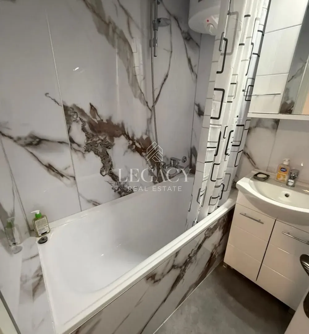 Izdavanje, dvosoban stan, 59m², Stari Grad, Beograd