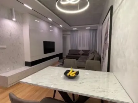 Izdavanje, dvosoban stan, 69m², Central Point, Podgorica - image 2