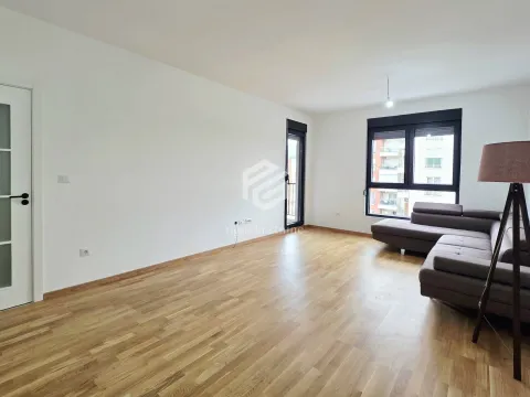 Rent, one bedroom apartment, 52m², Stari Aerodrom, Podgorica - image 1