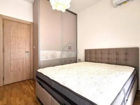 Izdavanje, jednosoban stan, 44m², Blok 9, Podgorica - image 4