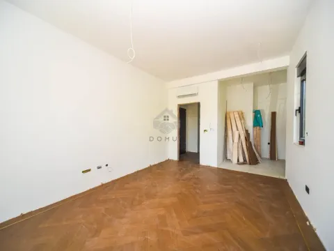 Prodaja, dvosoban stan, 60m², Tološi, Podgorica - image 3