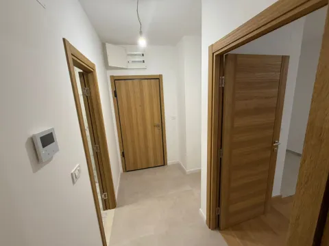 Sale, one bedroom apartment, 46m², New City, Podgorica - image 11