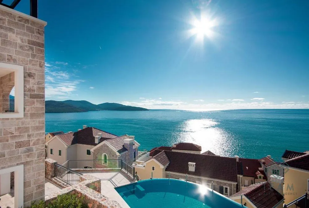 Prodaja, jednosoban stan, 94m², Luštica Bay, Tivat
