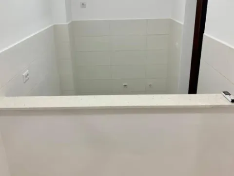 Izdavanje, dvosoban stan, 60m², Tuški Put, Podgorica - image 6