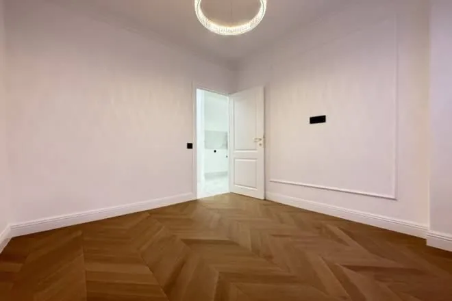 Prodaja, dvosoban stan, 43m², Južni Bulevar, Vračar Sve Podlokacije