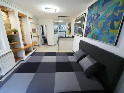 Rent, one bedroom apartment, 31m², Stari Grad, Beograd - image 9