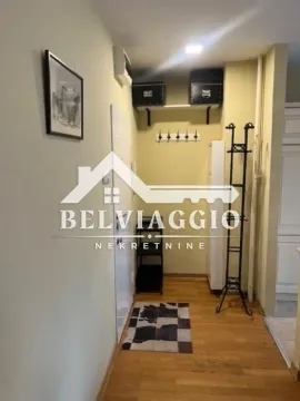 Izdavanje, dvosoban stan, 54m², Grad, Kotor - image 5