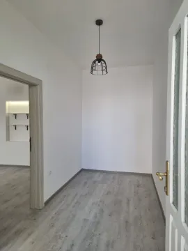 Rent, office space, 60m², Stari Aerodrom, Podgorica - image 4