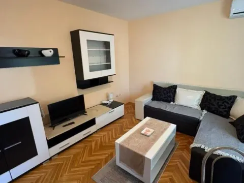 Izdavanje, garsonjera, 28m², Grbavica, Novi Sad Sve Podlokacije - image 10
