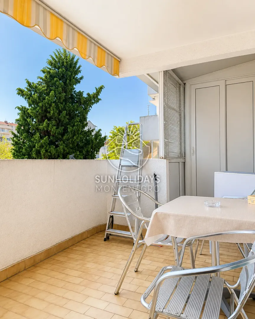 Rent, one bedroom apartment, 55m², Makedonsko naselje, Bar