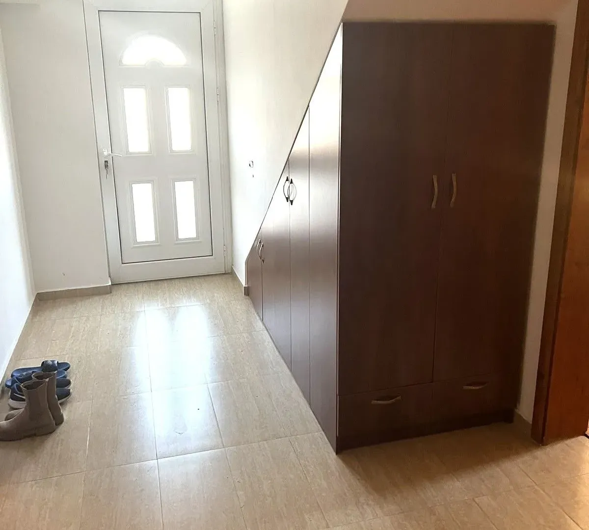 Rent, two bedroom apartment, 75m², Tološi, Podgorica