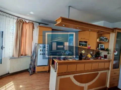 Izdavanje, kuća, 94m², Centar, Paraćin - image 3
