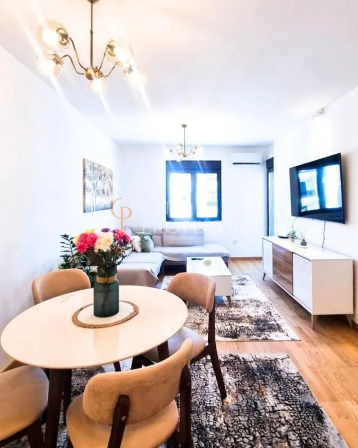 Izdavanje, stan, 69m², New City, Podgorica