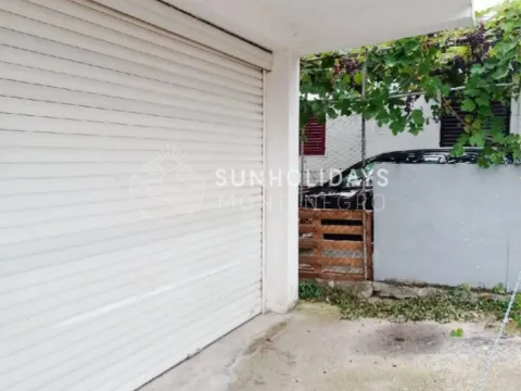 Sale, house, 111m², Centar, Bar - image 2