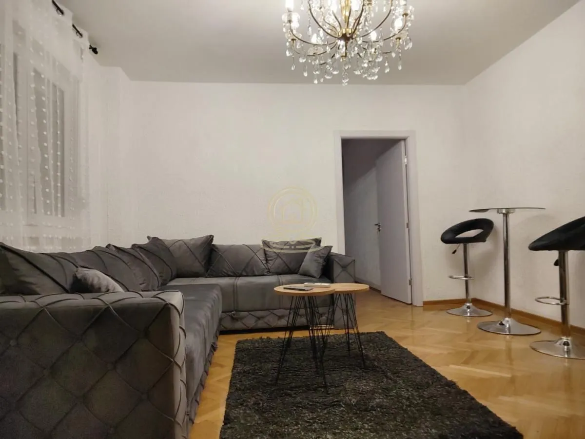 Rent, three bedroom apartment, 88m², Stari Grad, Beograd