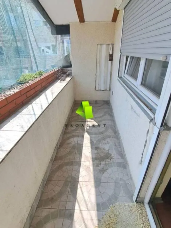 Prodaja, trosoban stan, 85m², Medijana, Niš