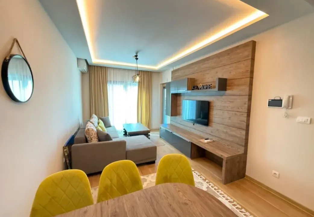 Izdavanje, jednosoban stan, 50m², Pržno, Budva