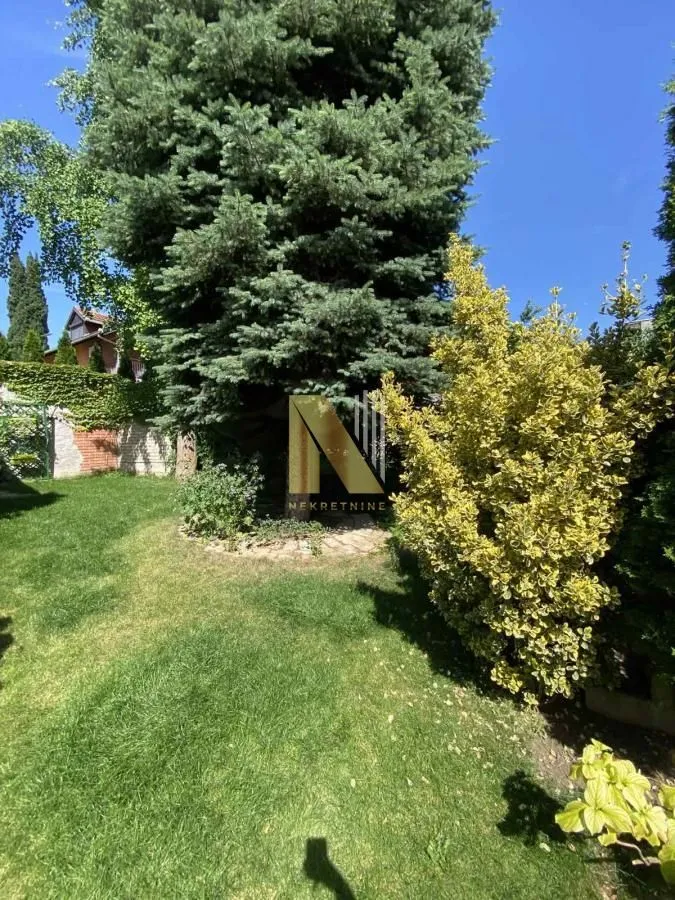 Prodaja, kuća, 223m², Sremska Kamenica, Petrovaradin