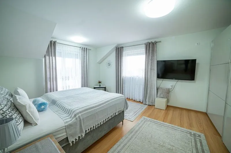 Prodaja, kuća, 178m², Klisa, Novi Sad Sve Podlokacije