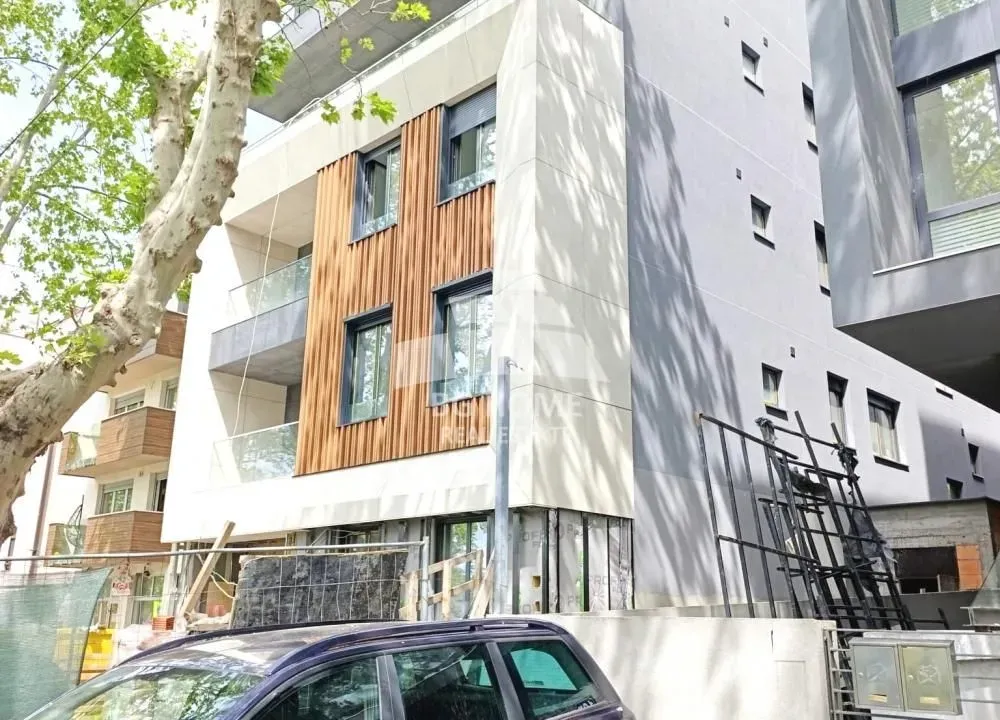 Sale, two bedroom apartment, 74m², Autokomanda, Voždovac Sve Podlokacije