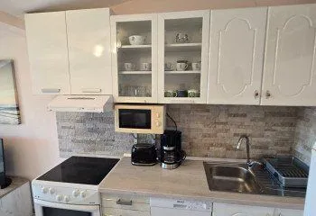 Izdavanje, jednosoban stan, 44m², Tivat, Crna Gora - image 5