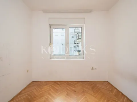 Izdavanje, dvosoban stan, 66m², Blok 9, Podgorica - image 3
