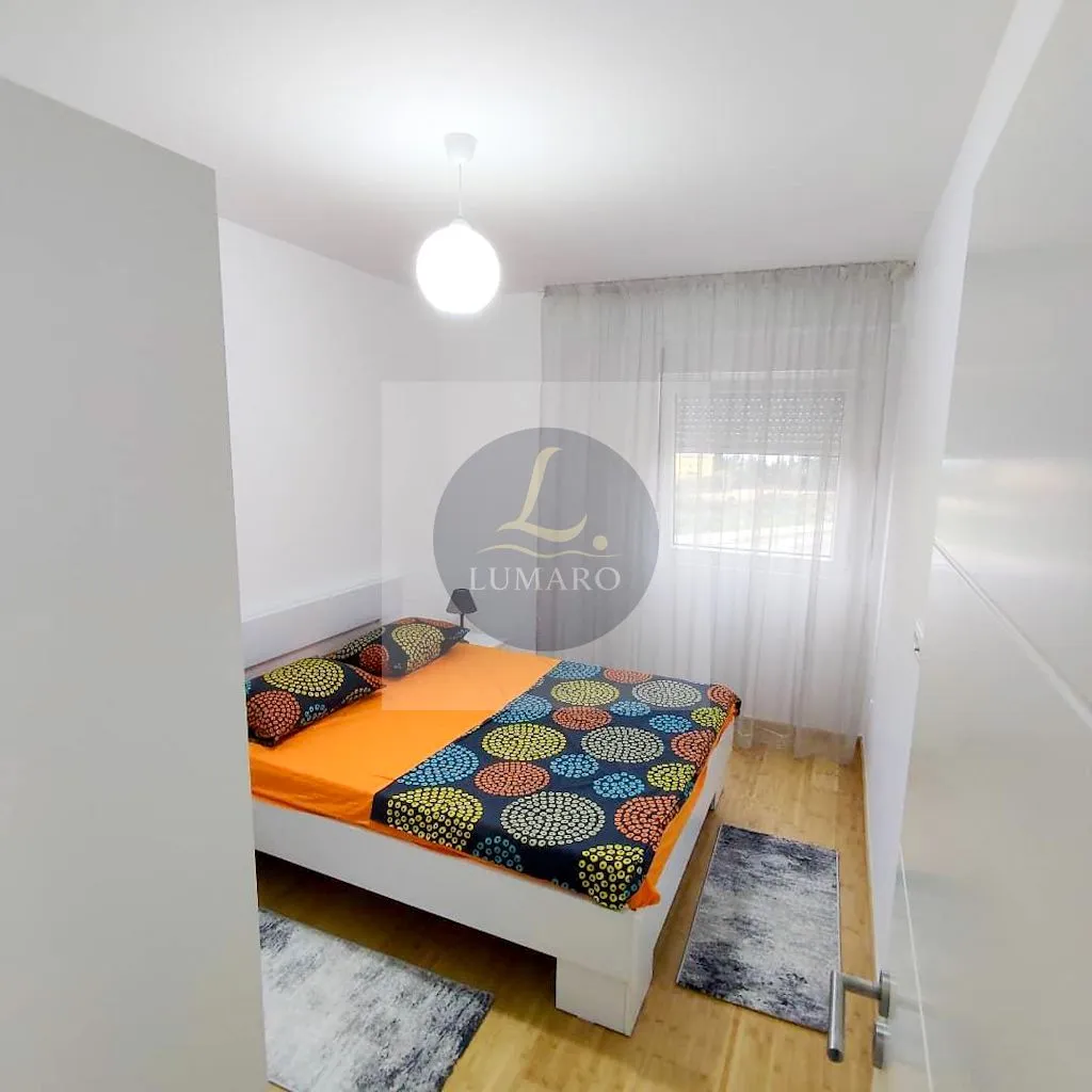 Prodaja, jednosoban stan, 41m², Centar, Bar