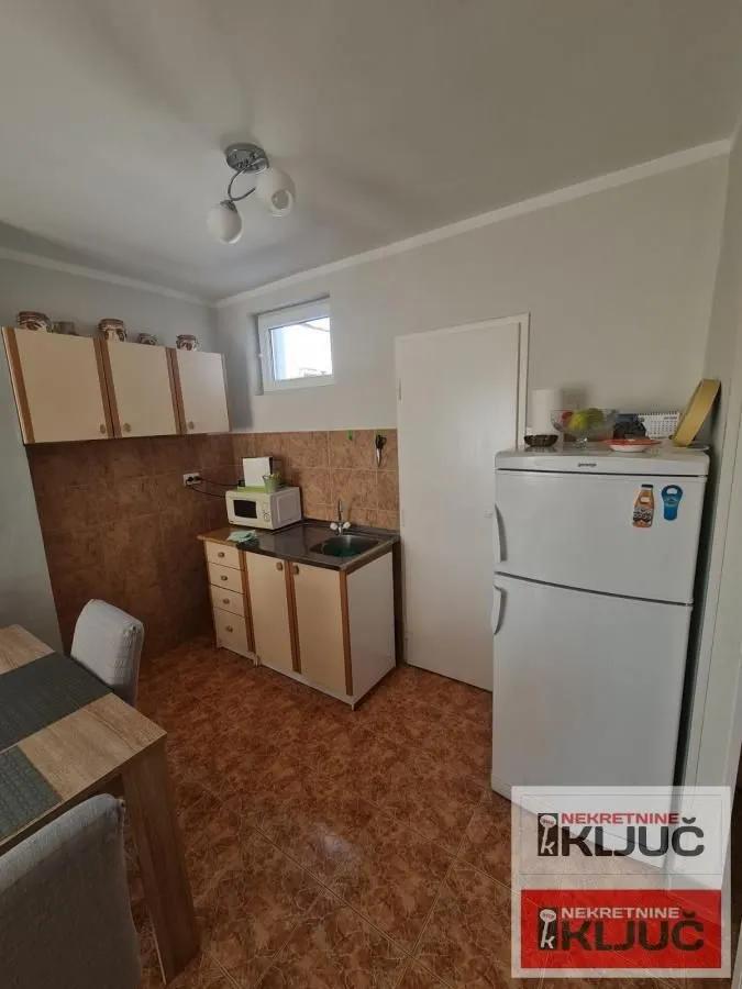 Prodaja, dvosoban stan, 56m², Železnička Stanica, Novi Sad Sve Podlokacije