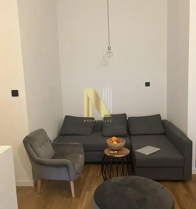 Prodaja, dvosoban stan, 43m², Petrovaradin, Novi Sad
