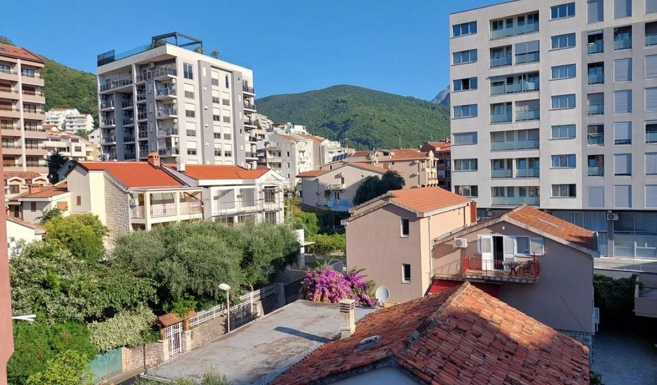 Sale, two bedroom apartment, 54m², Centar, Budva
