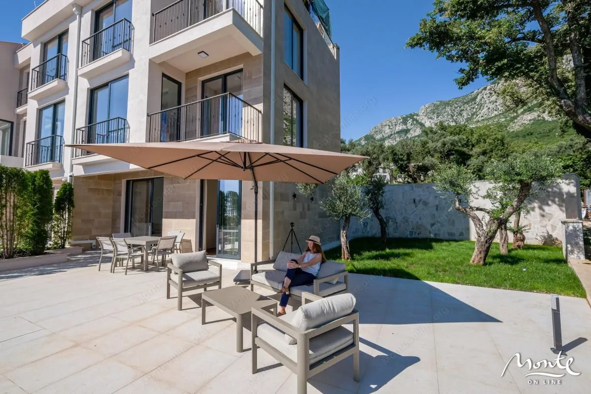 Sale, house, 220m², Reževići, Budva