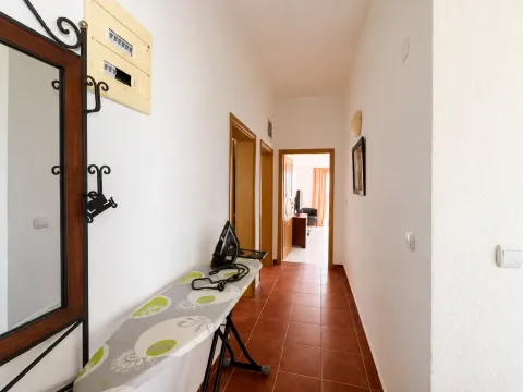 Prodaja, četvorosoban stan, 173m², Petrovac, Budva - image 10