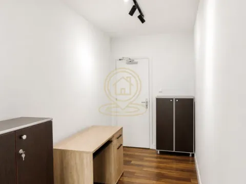 Rent, office space, 60m², Centar, Kragujevac - image 10
