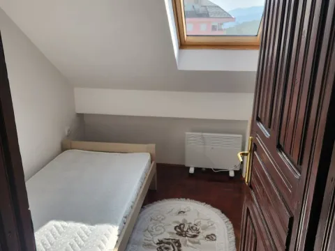 Prodaja, trosoban stan, 57m², Stara varoš, Nikšić - image 13