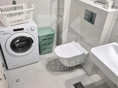 Izdavanje, jednosoban stan, 43m², Central Point, Podgorica - image 6