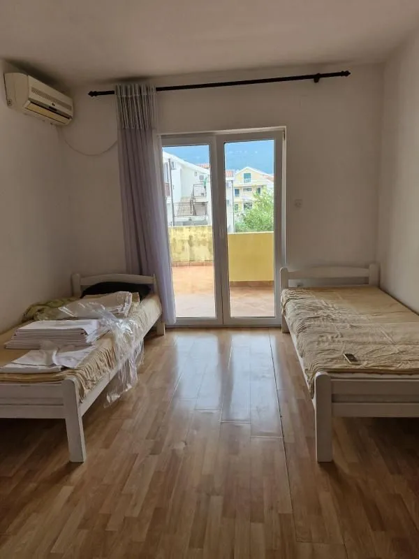 Prodaja, kuća, 230m², Đenovići, Herceg Novi