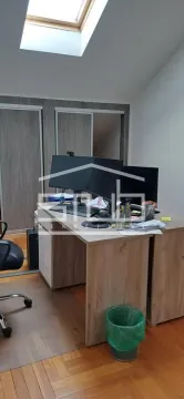 Izdavanje, četvorosoban stan, 204m², Vračar Sve Podlokacije, Beograd - image 15
